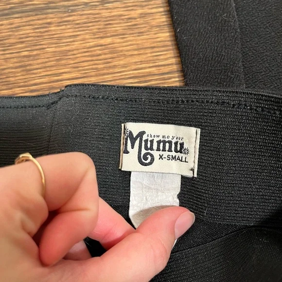 Show me your mumu black flared leggings - Picture 2 of 3